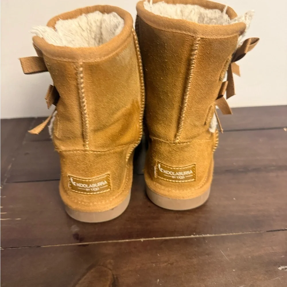 Koolaburra by UGG Girls Chestnut Bow Boots Size 1.5